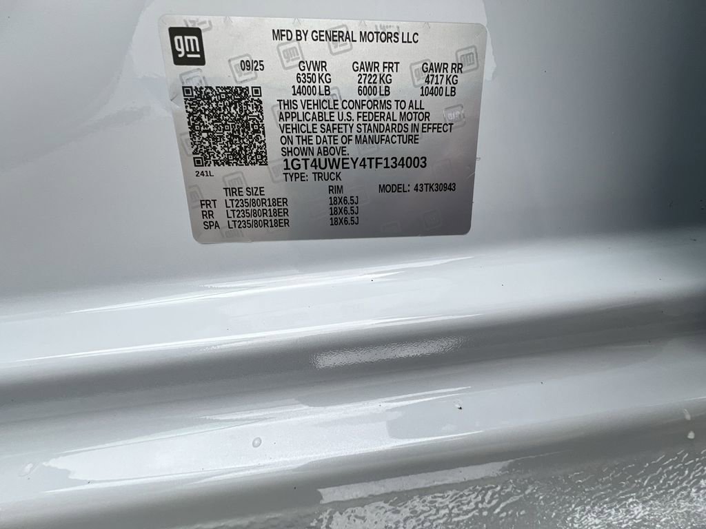 New 2026 GMC Sierra 3500 Denali w/ Denali Reserve Package image 35