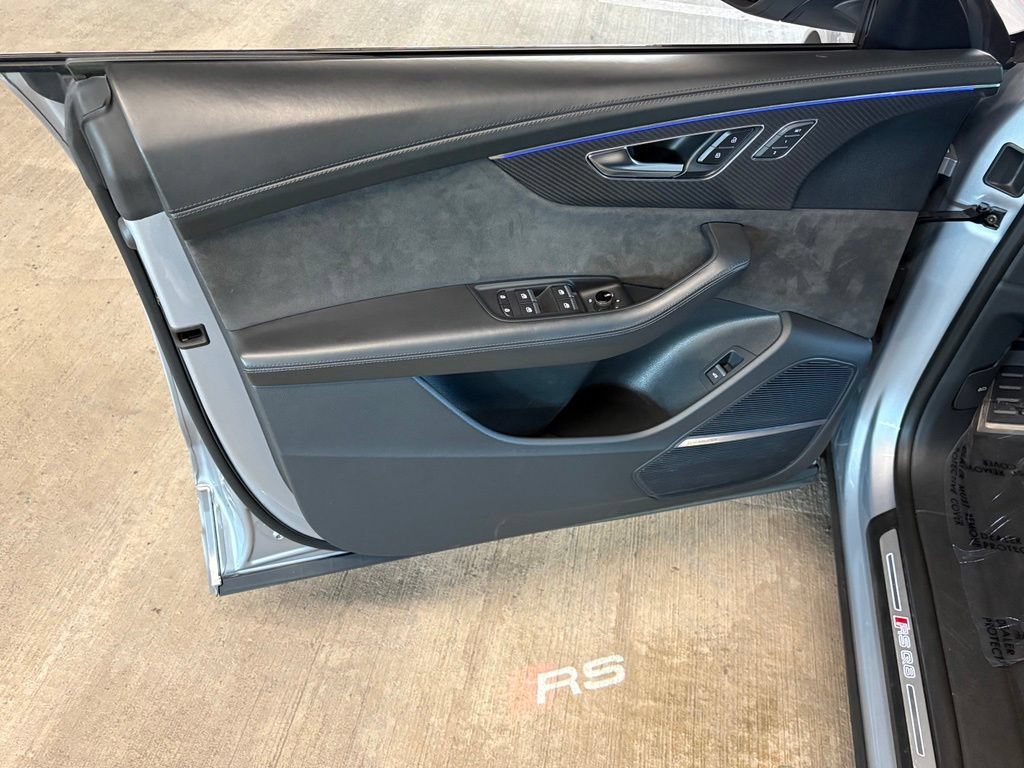 Used 2022 Audi RS Q8 AWD/4WD image 15