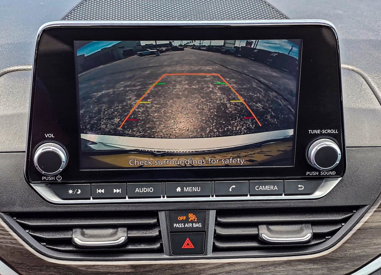 Used 2025 Nissan Altima 2.5 SV image 18