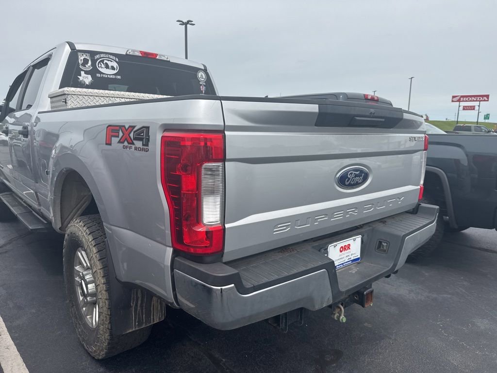 Used 2019 Ford F250 XL w/ STX Appearance Package AWD/4WD image 6