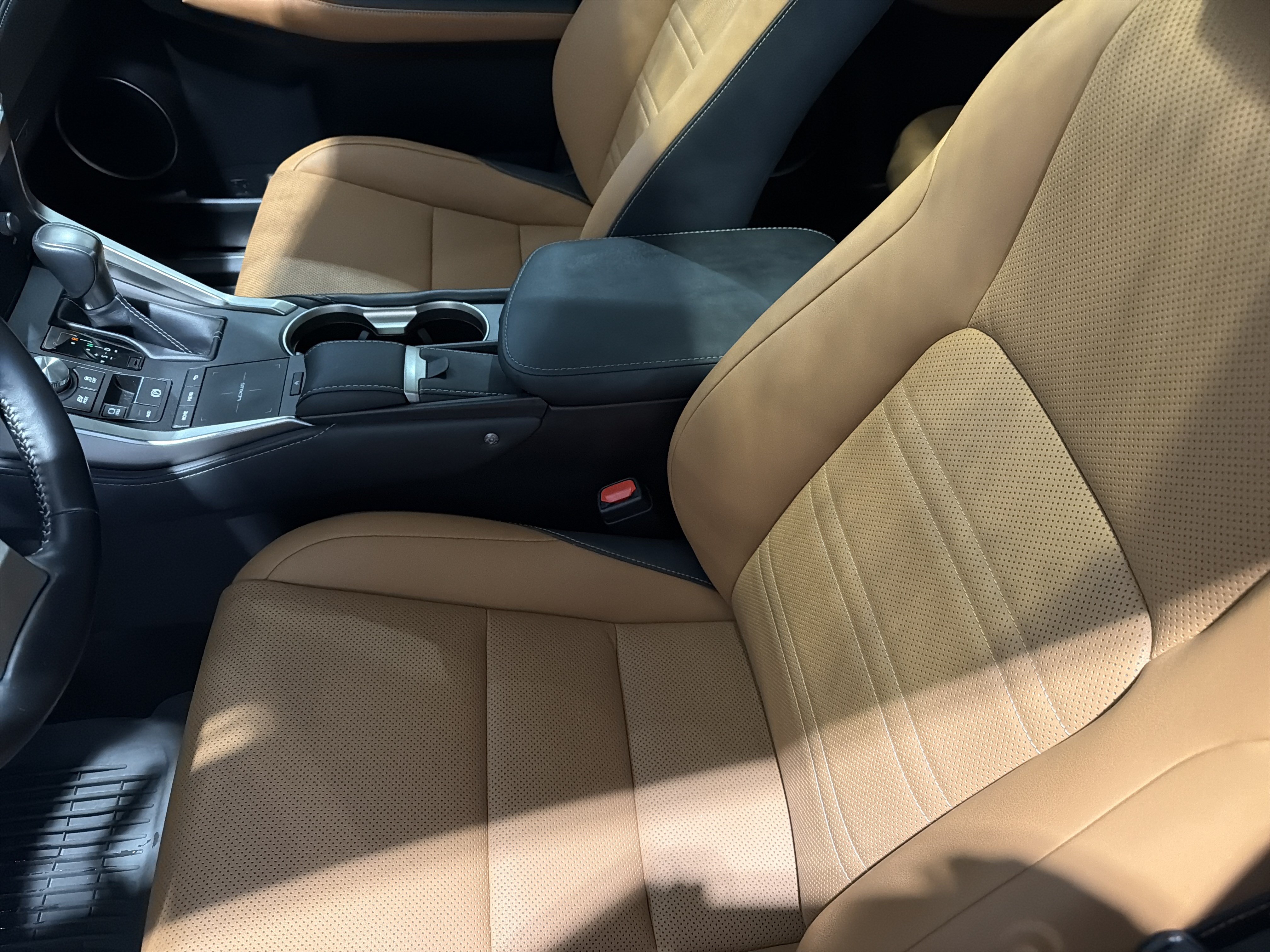 Certified 2021 Lexus NX 300h AWD w/ Accessory Package image 20