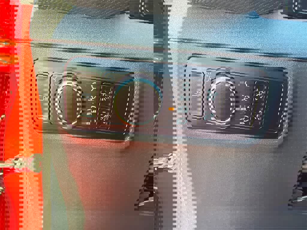 Used 2024 Ford Mustang Coupe image 25