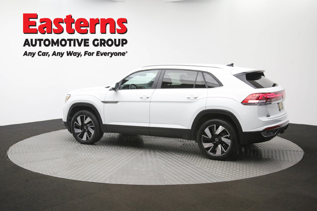 Used 2025 Volkswagen Atlas Cross Sport SE FWD image 63