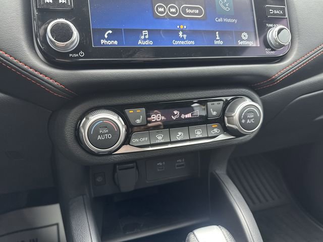 New 2025 Nissan Versa SR w/ Trunk Package FWD image 22