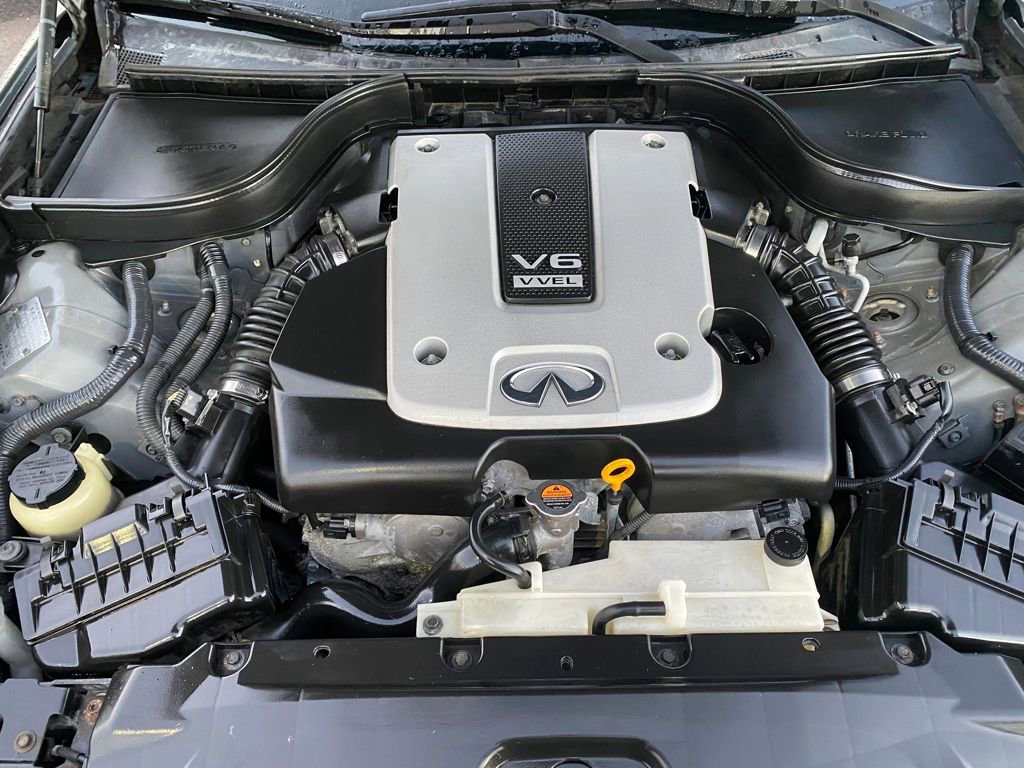Used 2010 INFINITI G37 Journey w/ Premium Pkg image 10
