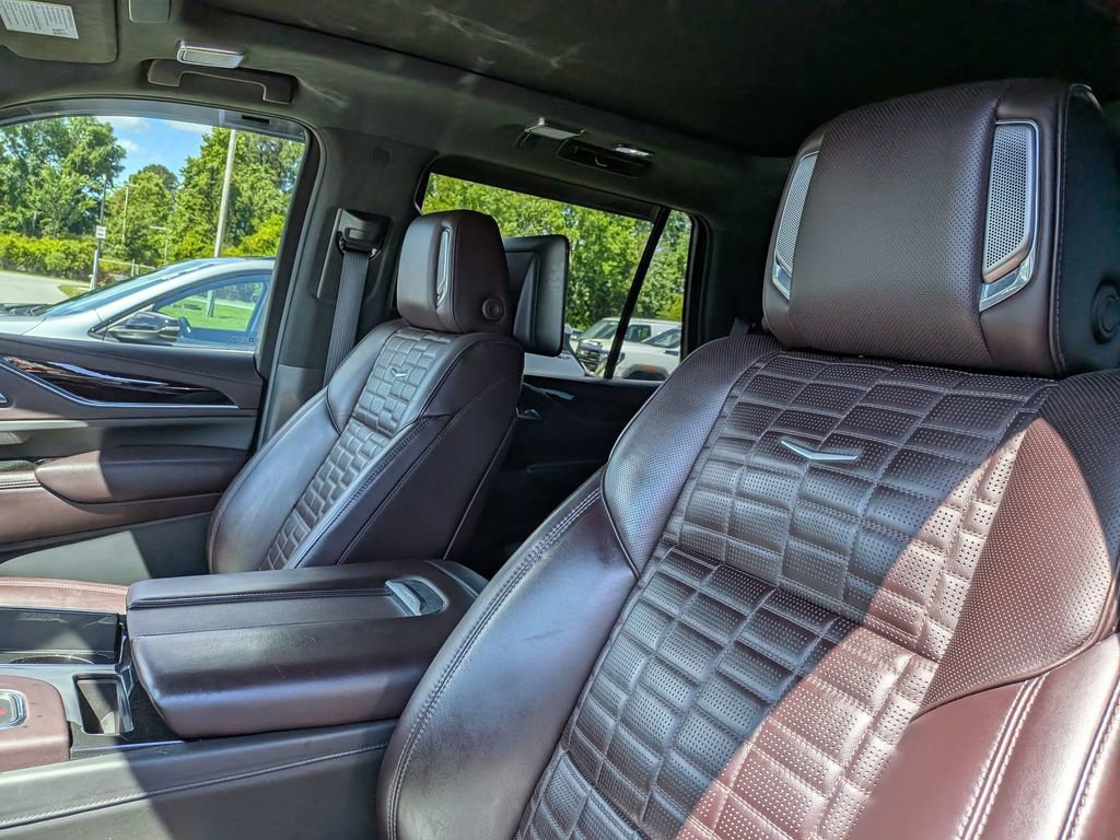 Used 2021 Cadillac Escalade Premium Luxury Platinum AWD/4WD image 9