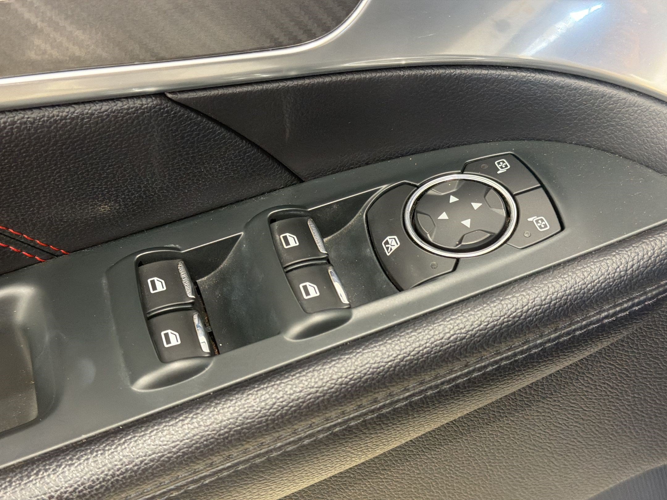 Used 2018 Ford Explorer Sport AWD/4WD image 13