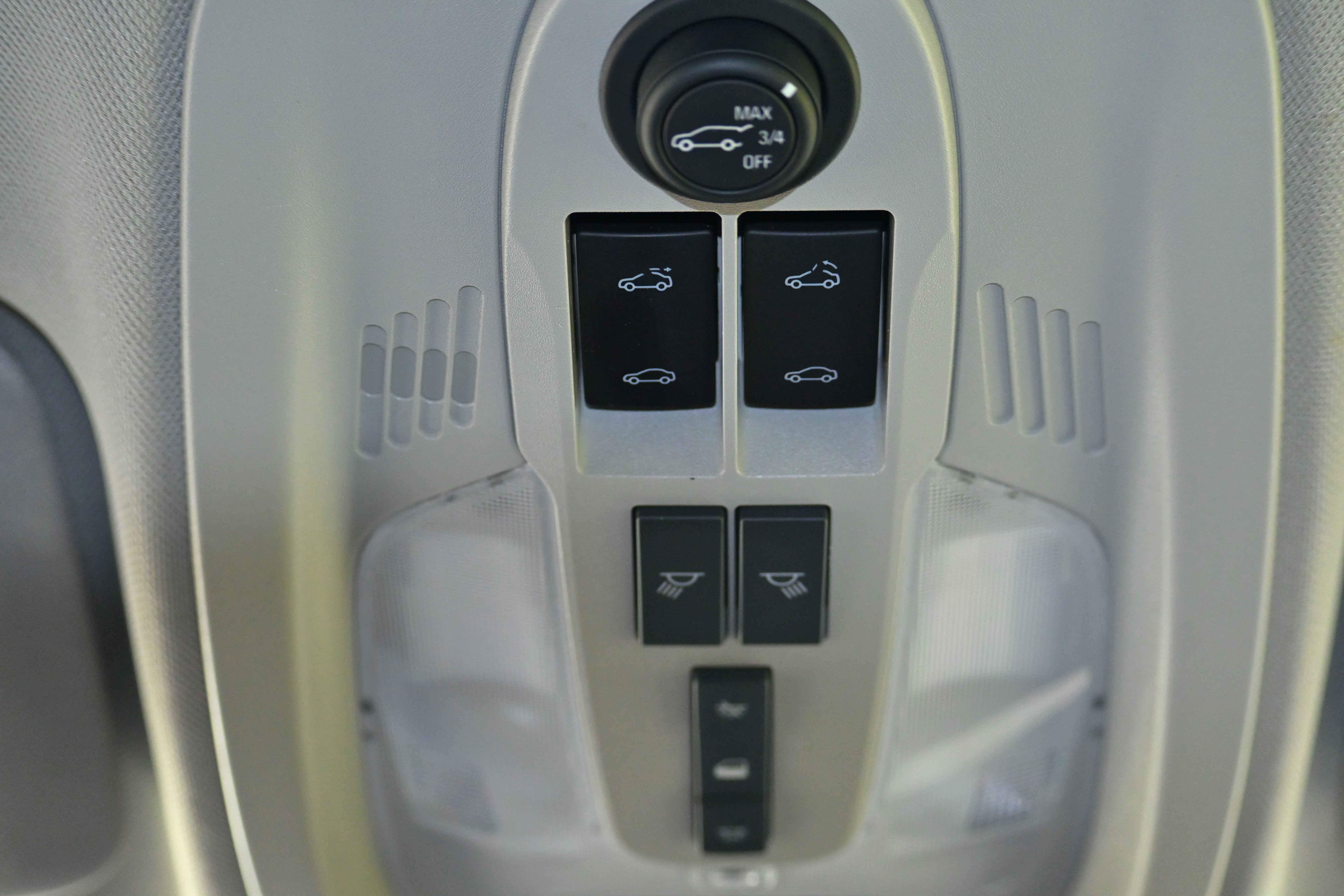 Used 2017 Chevrolet Equinox Premier w/ Enhanced Convenience Package image 10