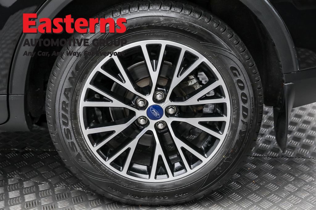 Used 2022 Ford Escape SE image 8