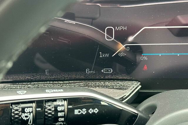 New 2025 Cadillac Escalade IQ Sport 1 w/ LPO, ONYX Package image 27