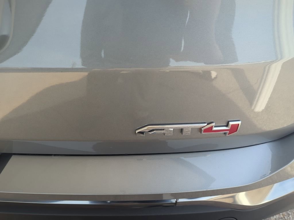 Used 2024 GMC Terrain AT4 w/ Tech Package image 10