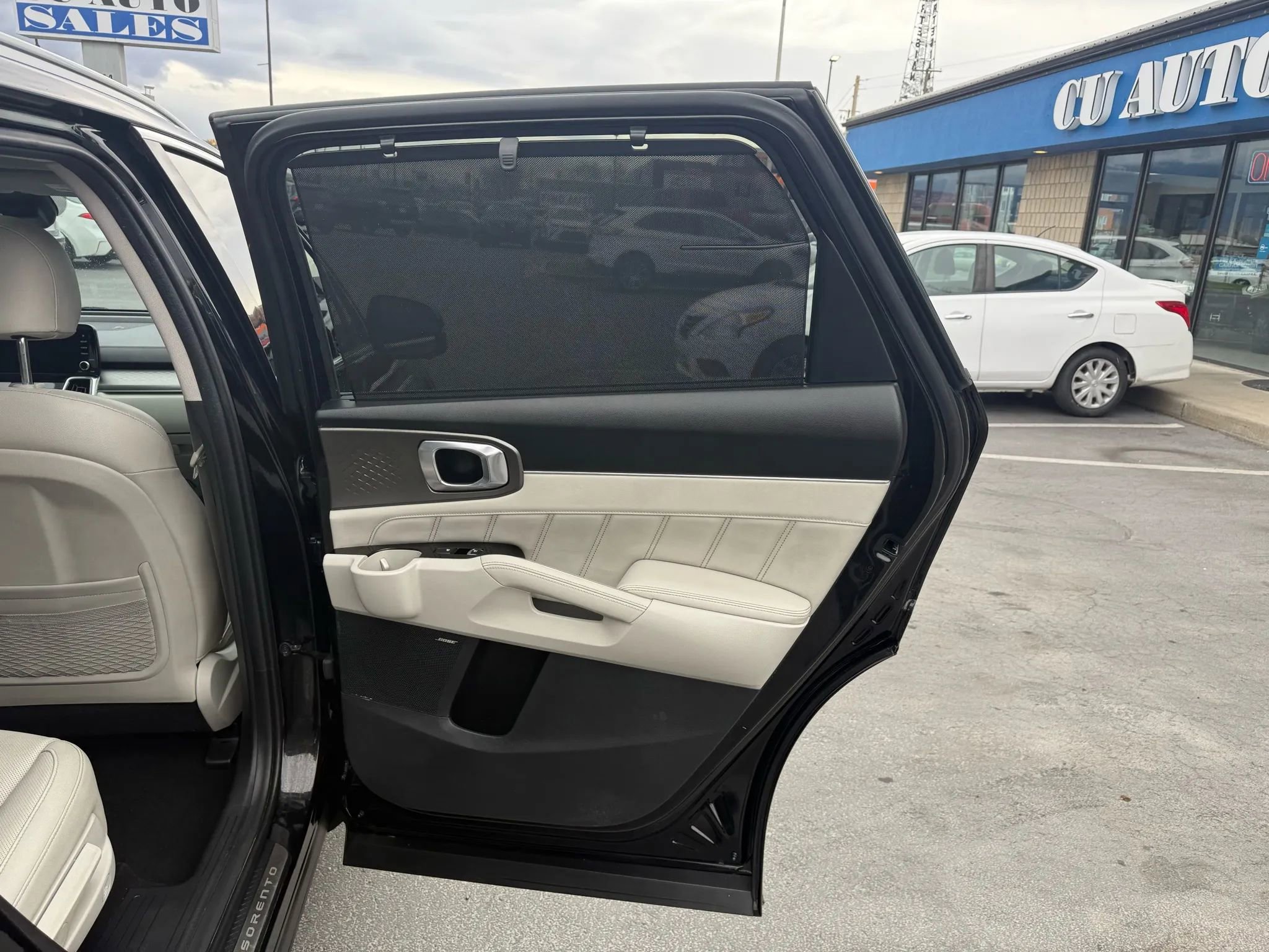 Used 2023 Kia Sorento SX Prestige image 34