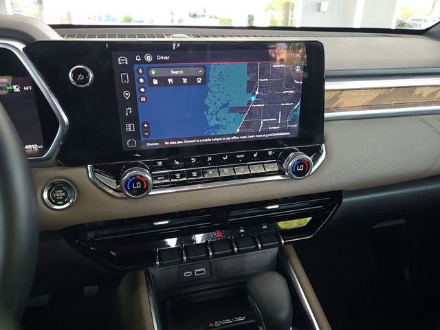 Used 2025 GMC Canyon Denali image 19