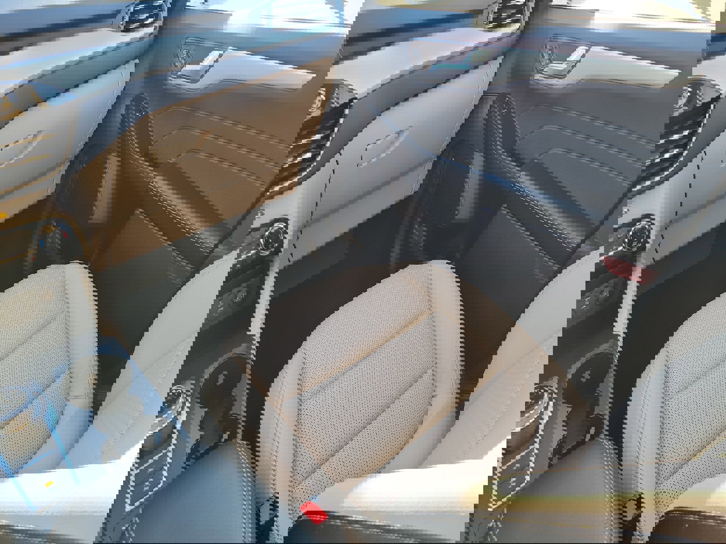 Certified 2022 Ford Escape SEL image 15