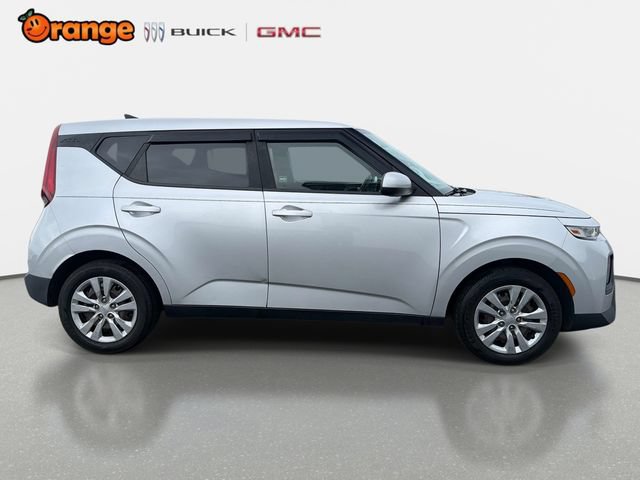 Used 2020 Kia Soul LX FWD image 2
