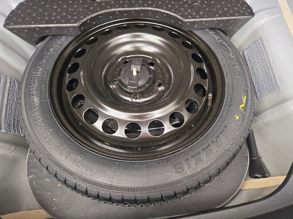 Used 2024 Chevrolet Malibu LS FWD image 78
