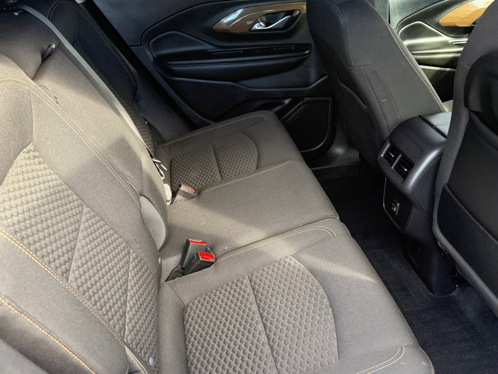 Used 2021 GMC Terrain SLE w/ Driver Convenience Package image 13