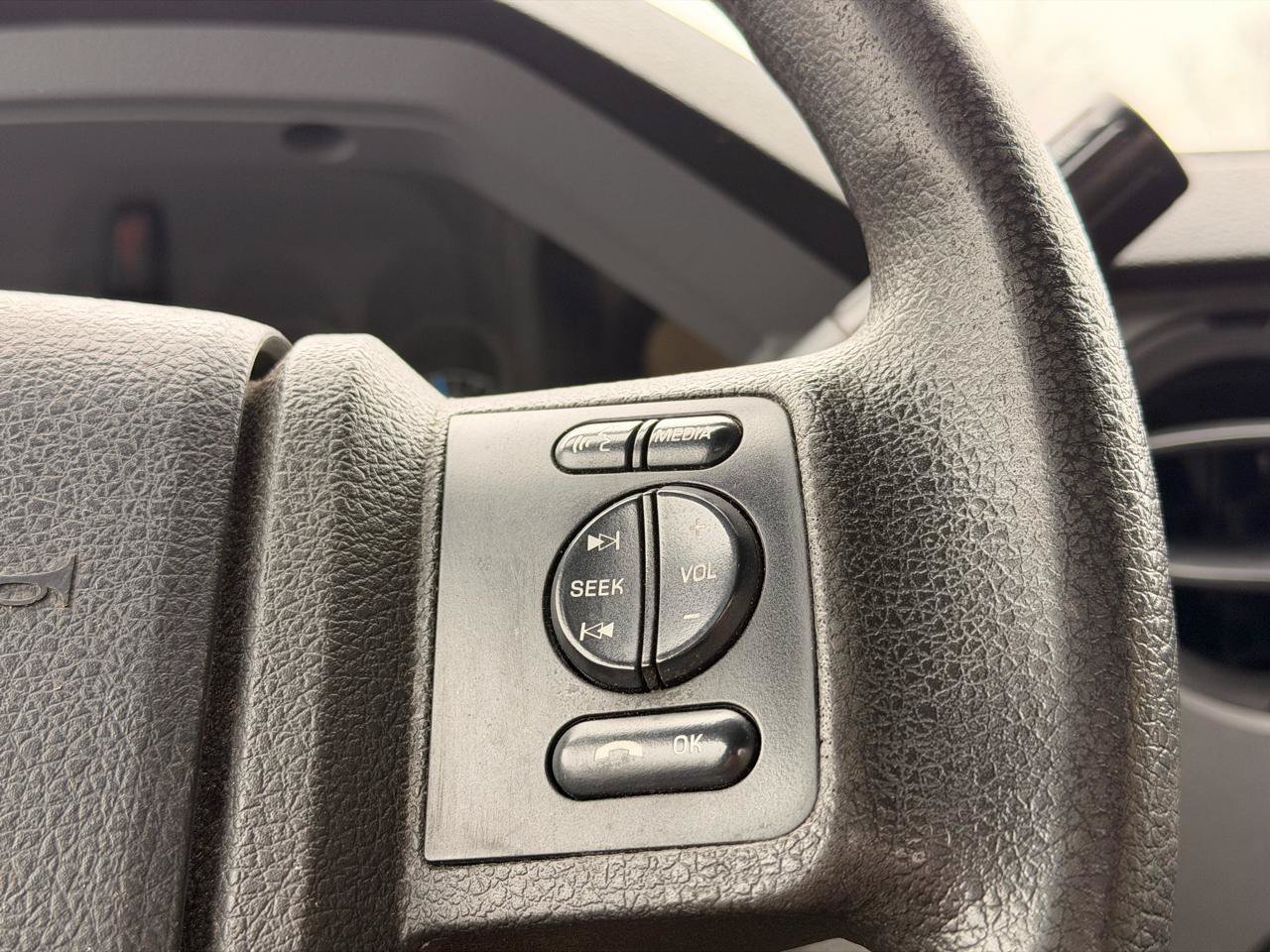 Used 2016 Ford F550 Luxury RWD image 18