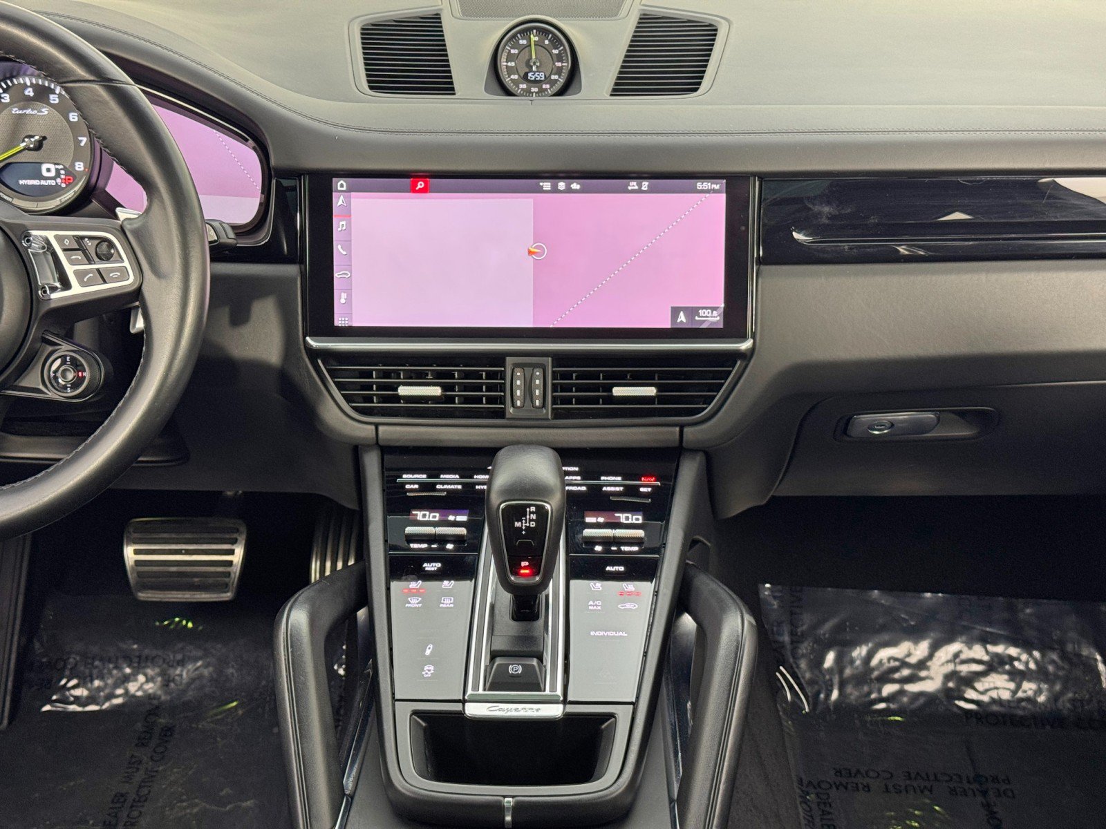 Used 2021 Porsche Cayenne Turbo S AWD/4WD image 24
