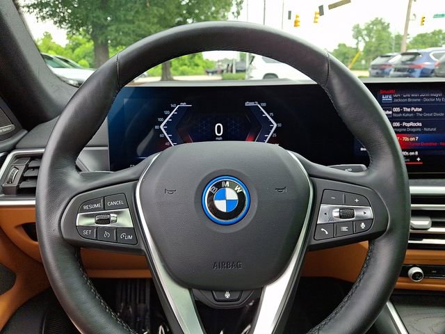 Used 2023 BMW i4 eDrive35 w/ Premium Package RWD image 24