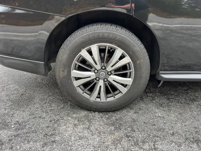 Used 2020 Nissan Pathfinder SL image 23