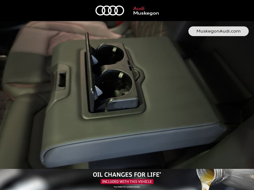 New 2025 Audi SQ8 Prestige image 25