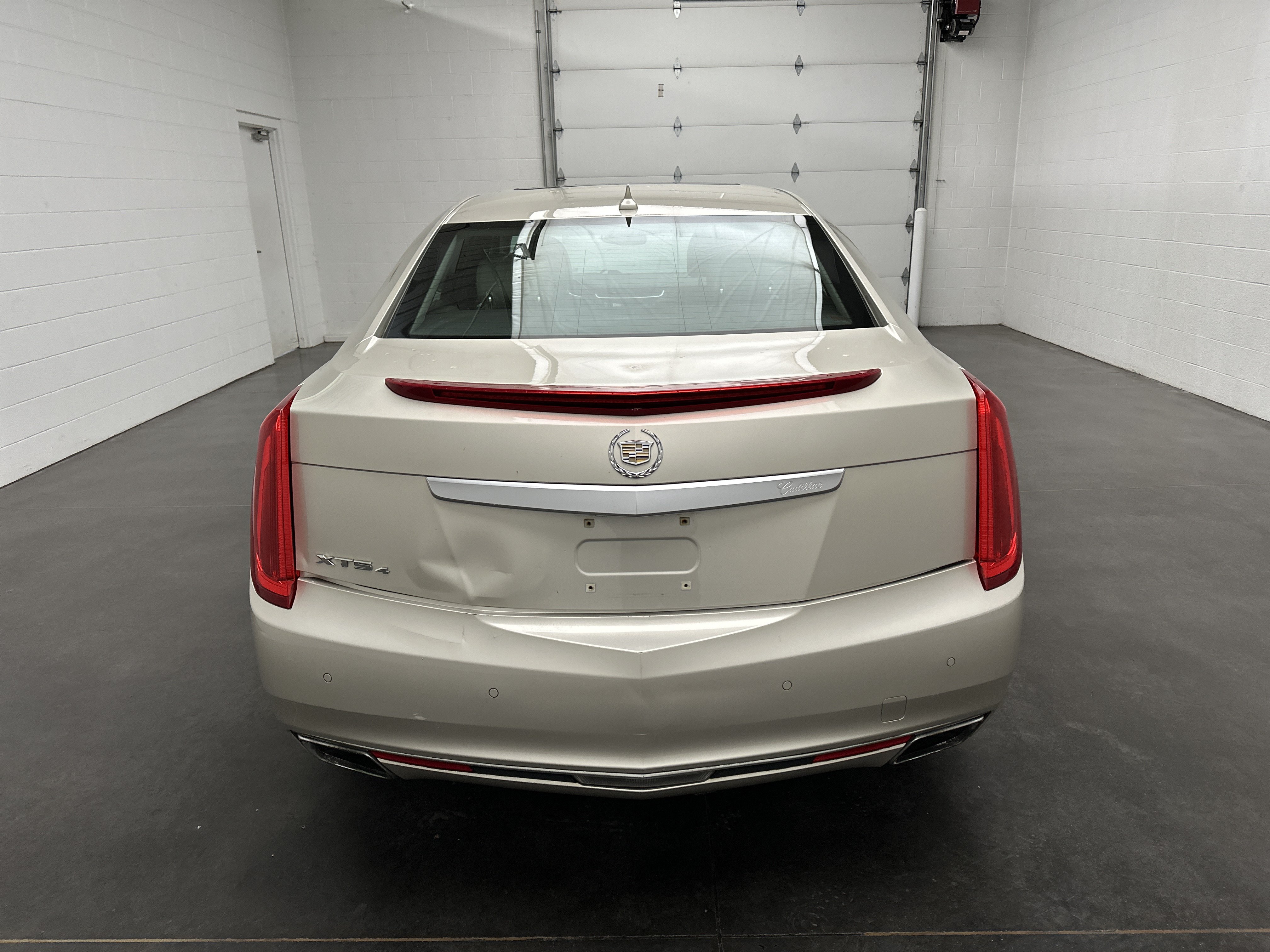 Used 2013 Cadillac XTS Luxury w/ Driver Awareness Package AWD/4WD image 7