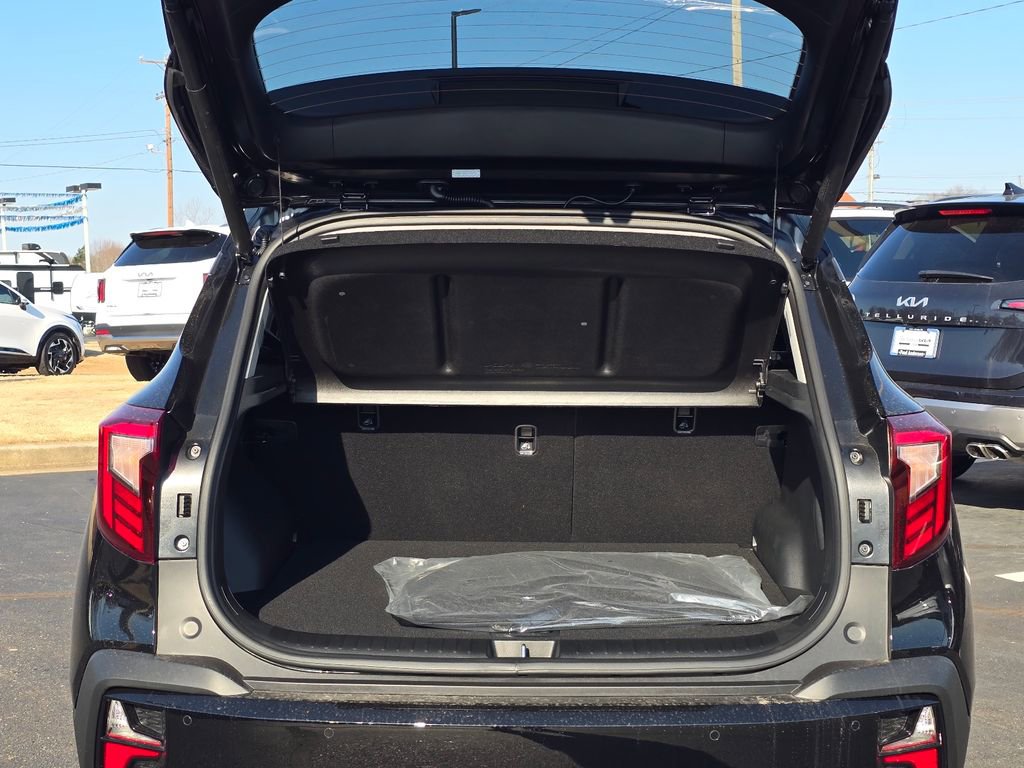 New 2026 Kia Seltos SX w/ SX Sunroof Package image 17