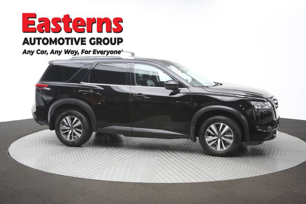 Used 2023 Nissan Pathfinder SL w/ Lighting Package (N92) AWD/4WD image 47