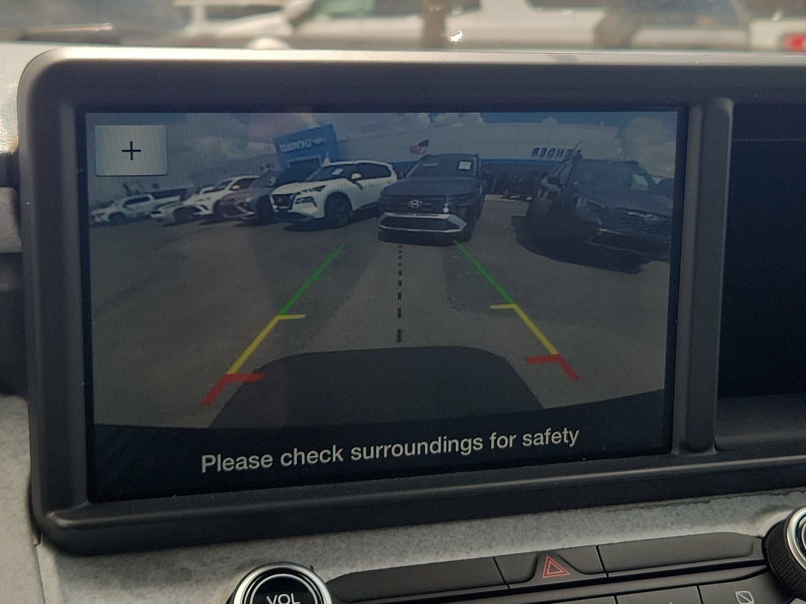Used 2022 Ford Maverick XLT FWD image 12
