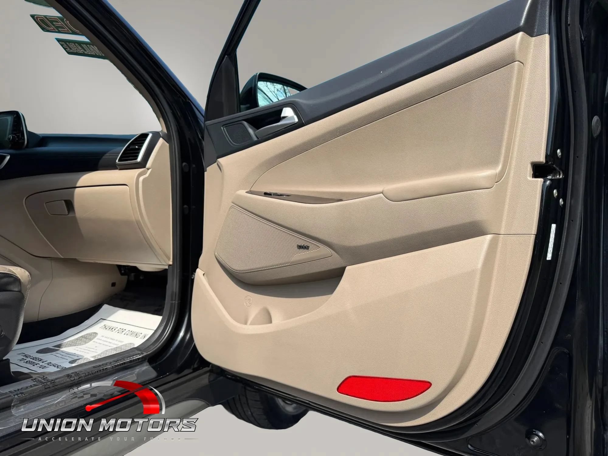 Used 2021 Hyundai Tucson Ultimate w/ Cargo Package FWD image 48