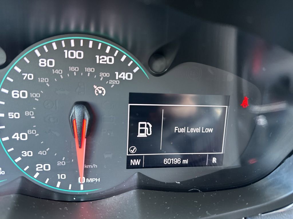 Used 2020 Chevrolet Trax LT w/ LT Convenience Package image 11