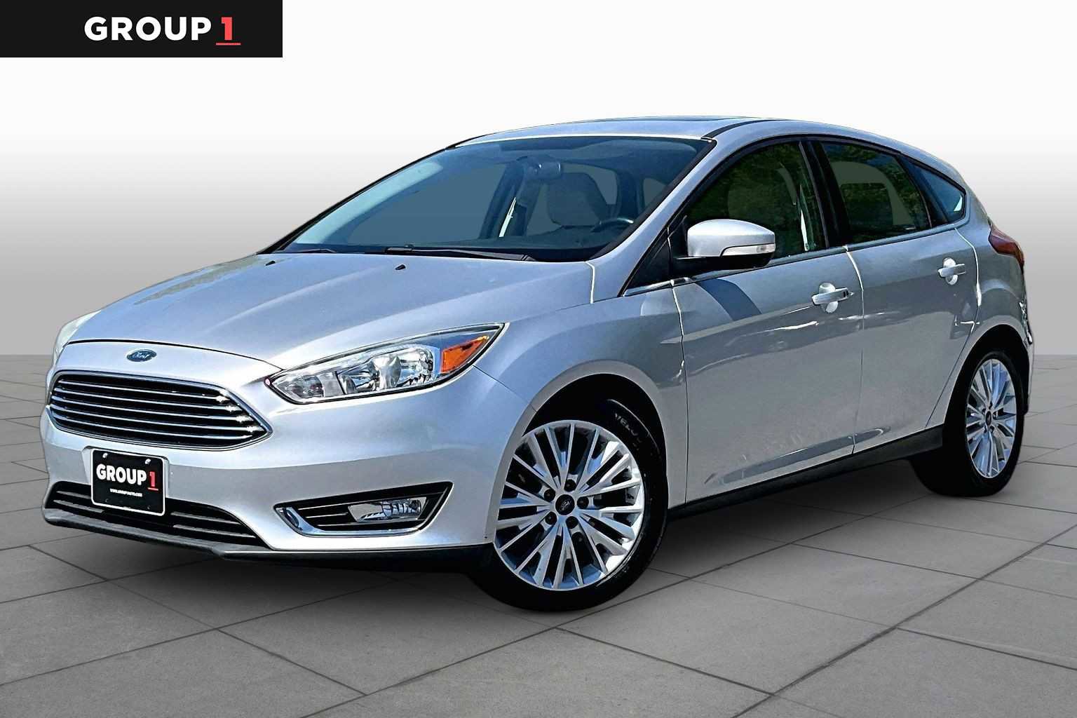 Used 2017 Ford Focus Titanium FWD image 1