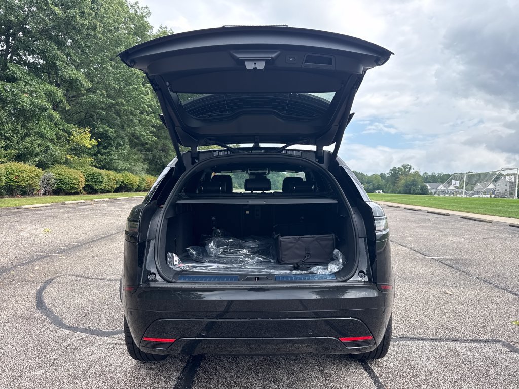 New 2026 Land Rover Range Rover Velar Belgravia AWD/4WD image 9