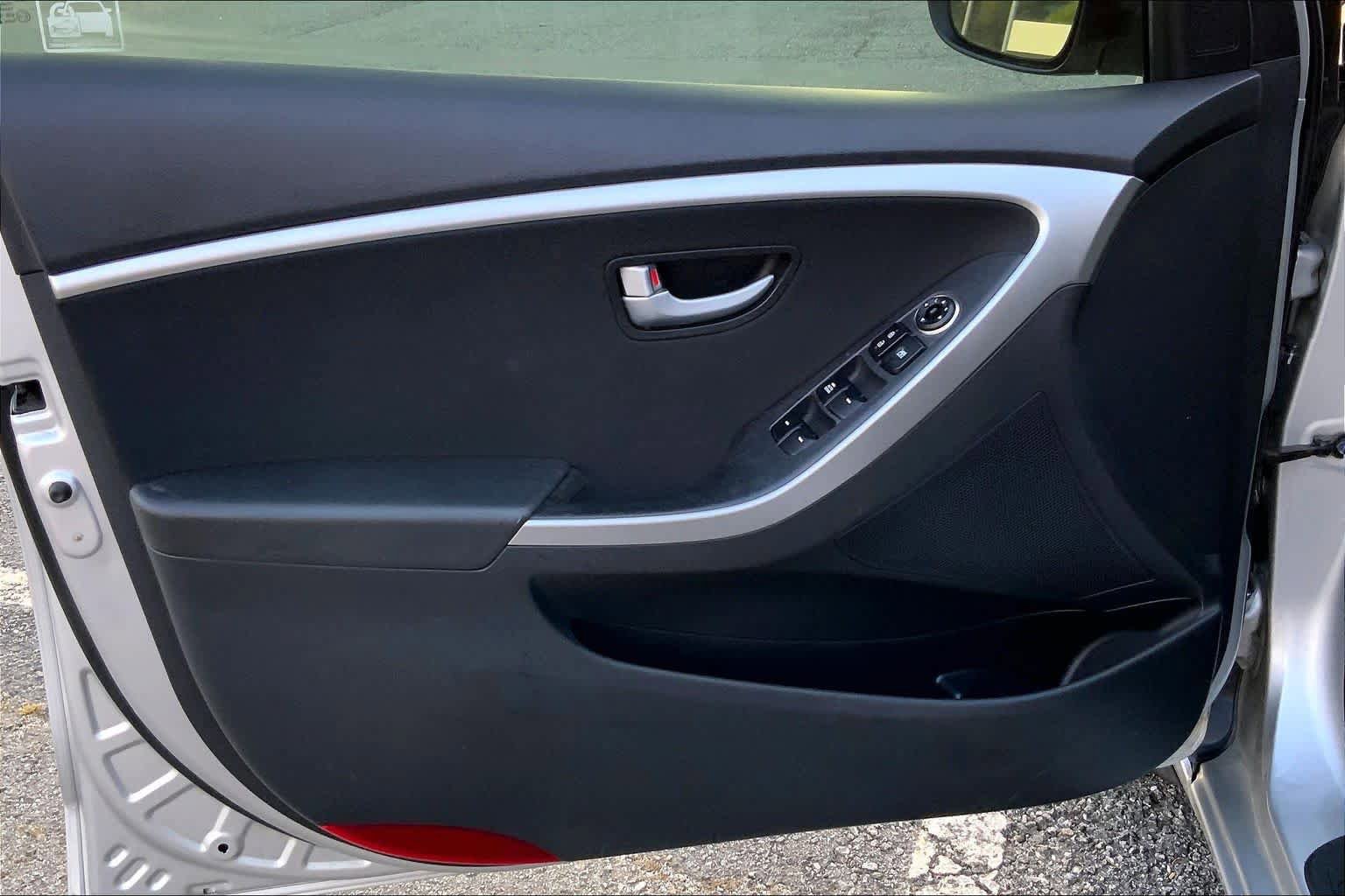 Used 2014 Hyundai Elantra GT image 21