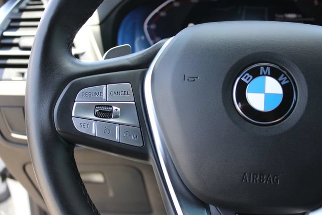 Used 2025 BMW X4 xDrive30i AWD/4WD image 23