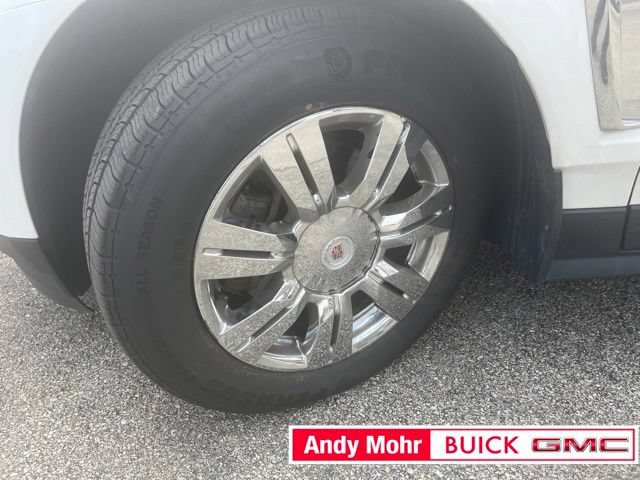 Used 2016 Cadillac SRX Luxury w/ Driver Awareness Package AWD/4WD image 17
