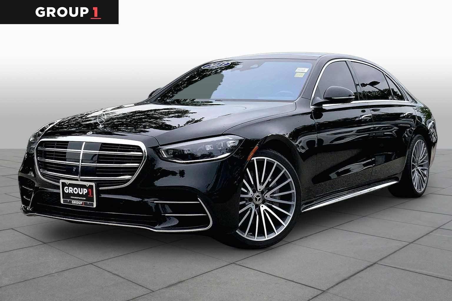Certified 2023 Mercedes-Benz S 580 4MATIC Sedan w/ AMG Line image 1