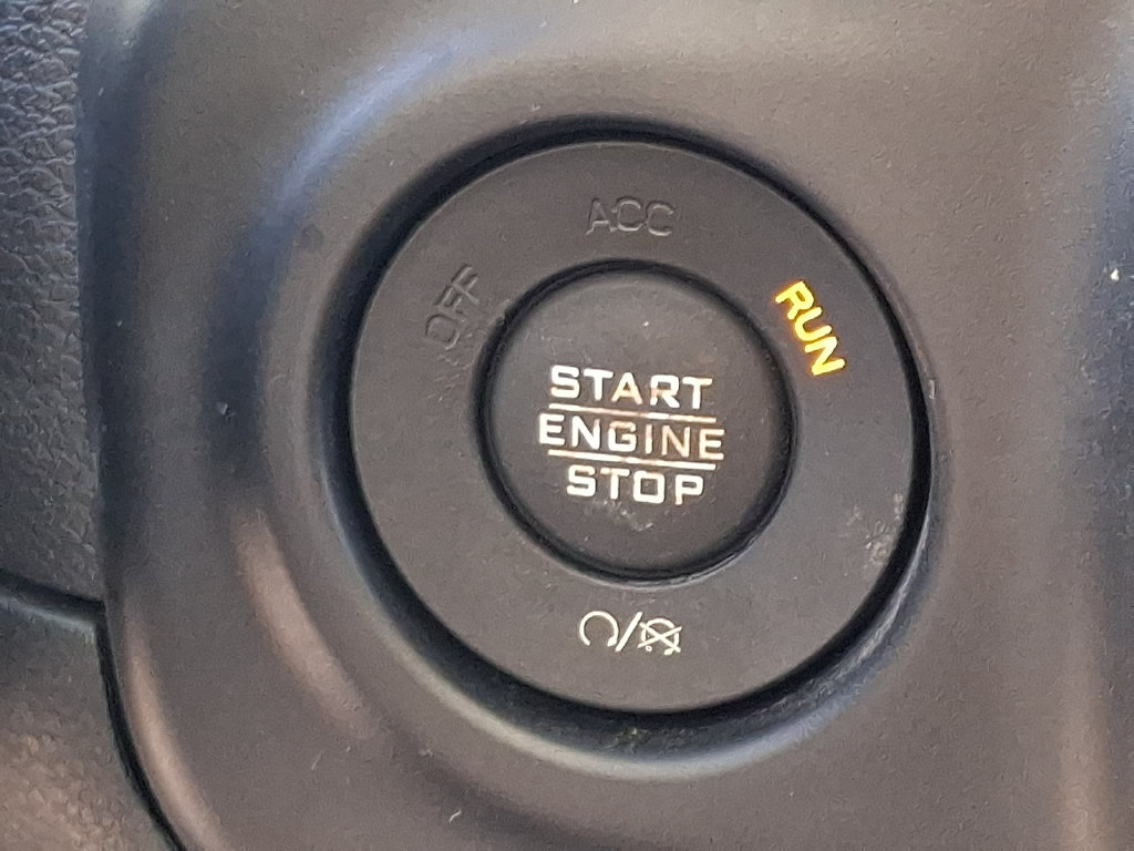 Used 2021 Jeep Wrangler Unlimited Rubicon w/ Dual Top Group AWD/4WD image 22