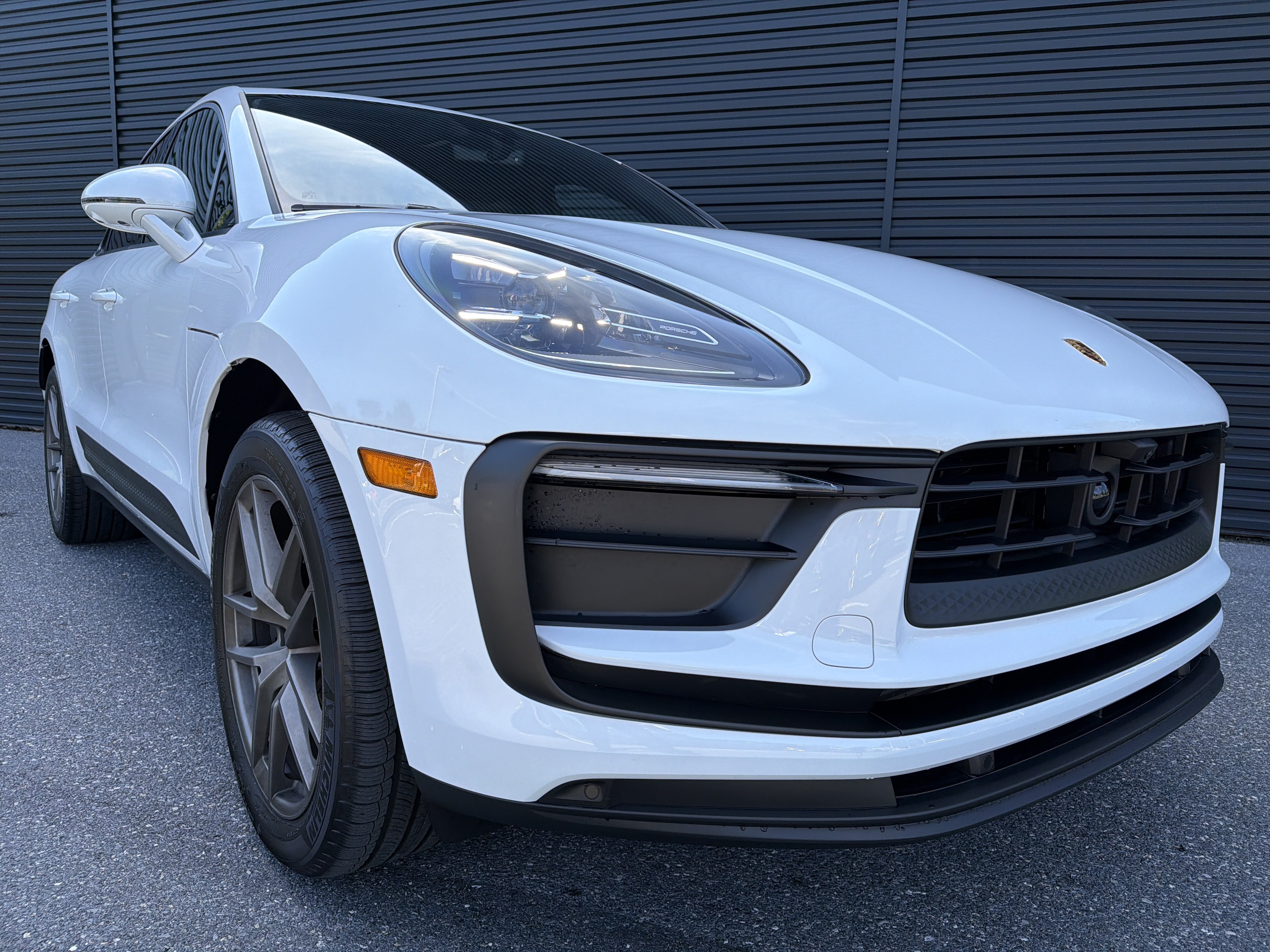 New 2026 Porsche Macan AWD/4WD image 9