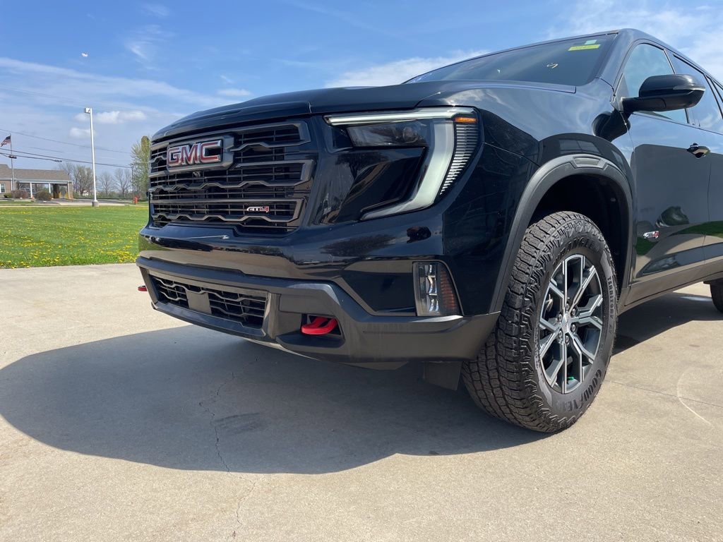 Used 2025 GMC Acadia AT4 w/ LPO, Floor Liner Package image 15