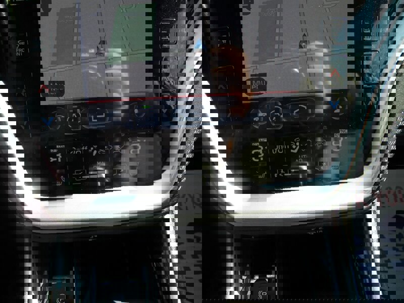 Used 2022 Subaru Outback Limited image 34