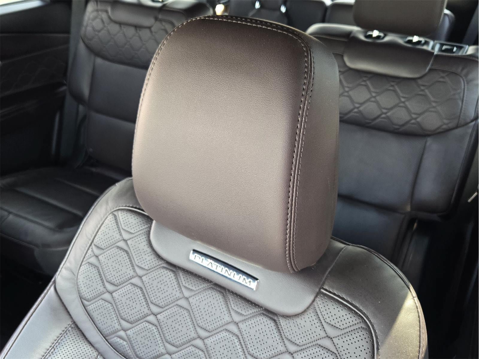 Used 2025 Ford Explorer Platinum w/ Ultimate Package RWD image 23