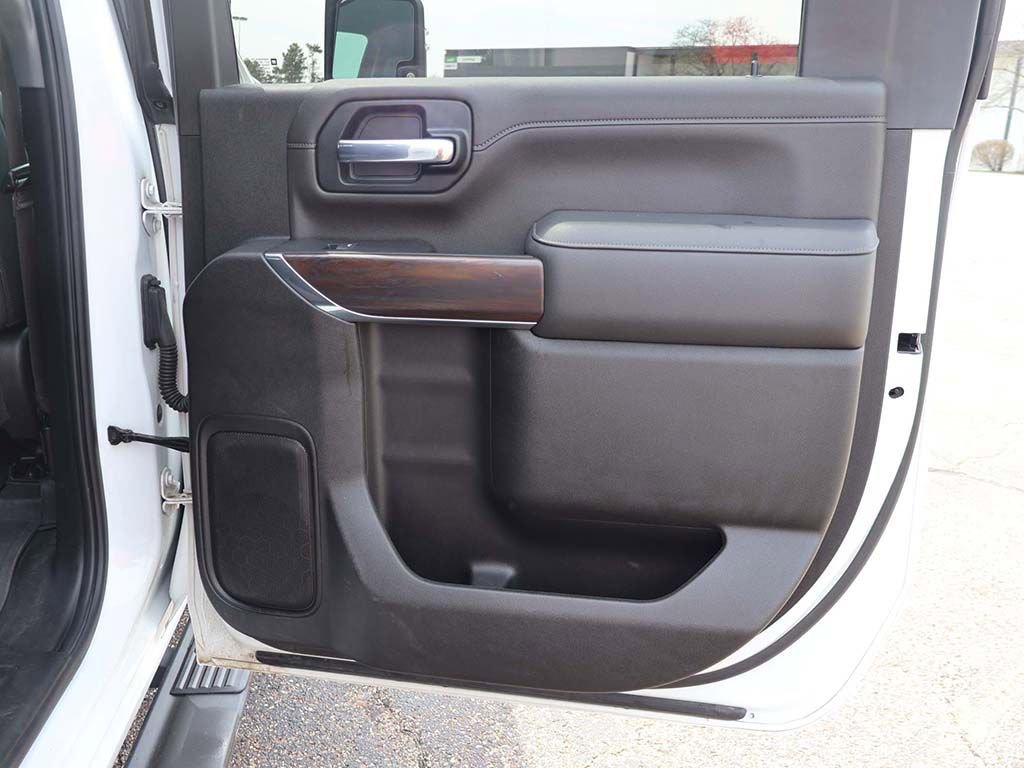 Used 2022 GMC Sierra 2500 SLT w/ SLT Convenience Package image 21
