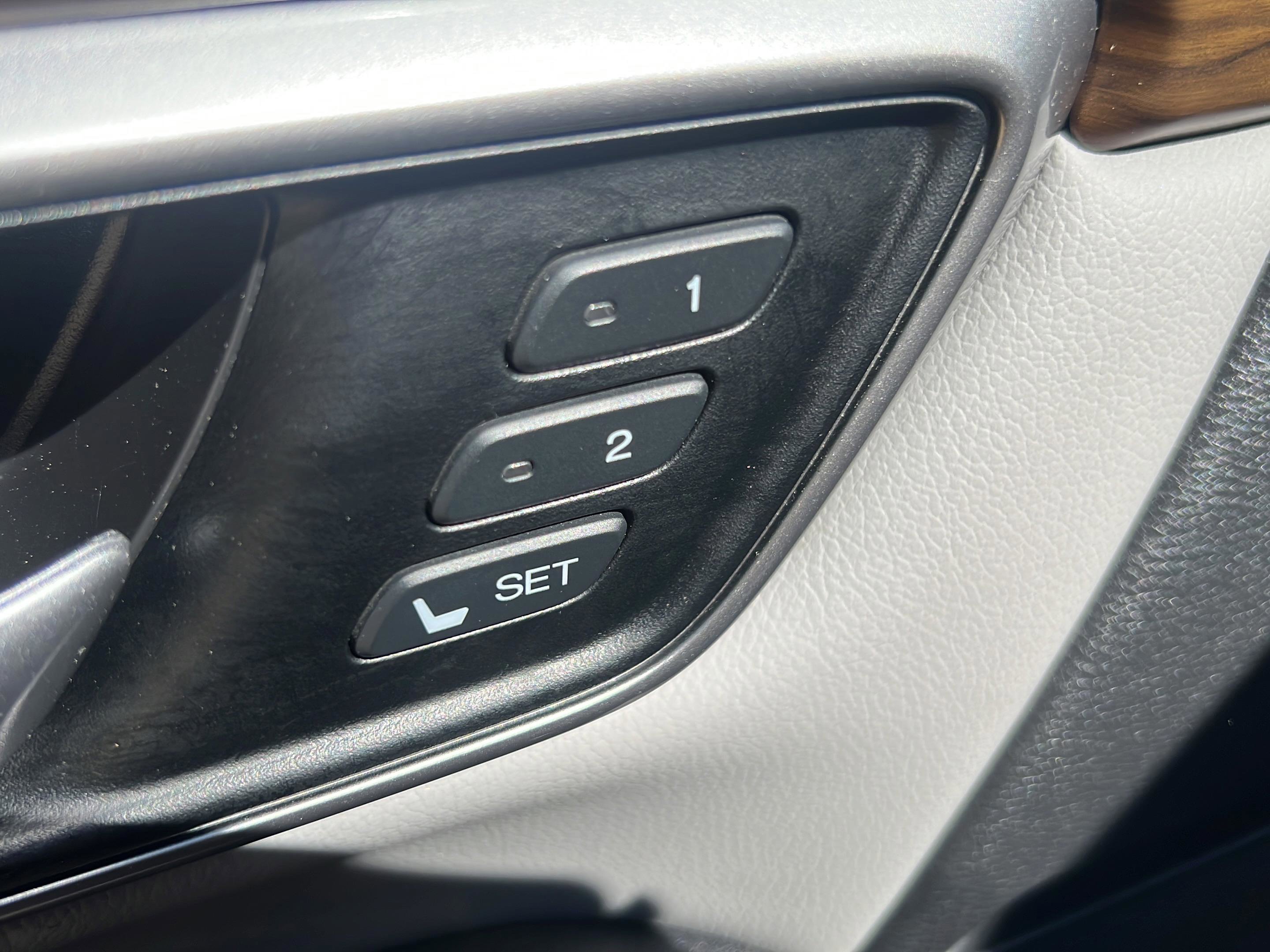Used 2020 Honda CR-V EX-L image 19