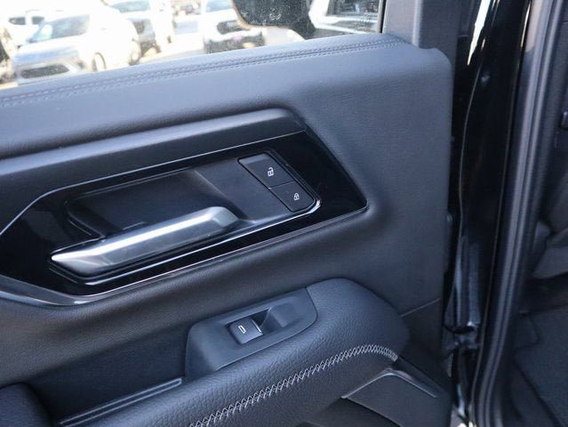 New 2026 GMC Yukon XL Denali w/ Sun & Power Step Package AWD/4WD image 13