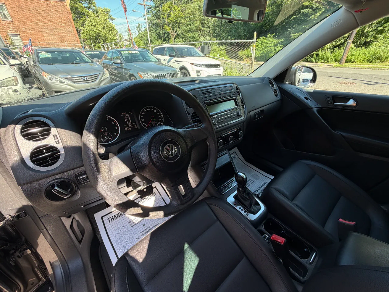 Used 2012 Volkswagen Tiguan LE FWD image 21
