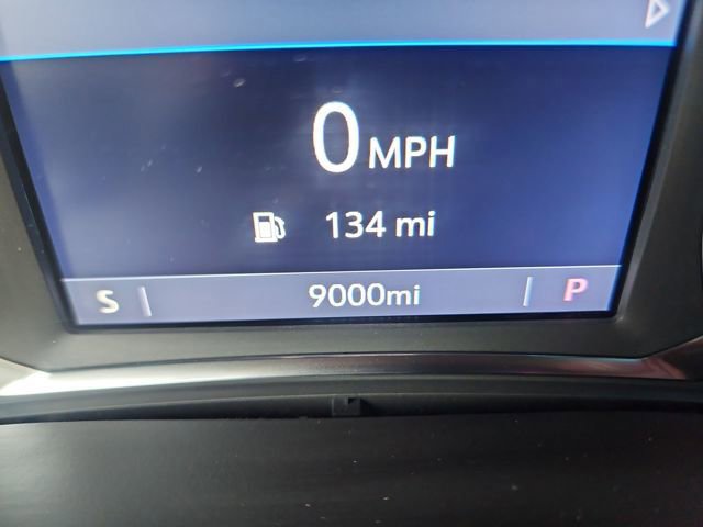 Used 2023 Chevrolet Traverse LT image 17