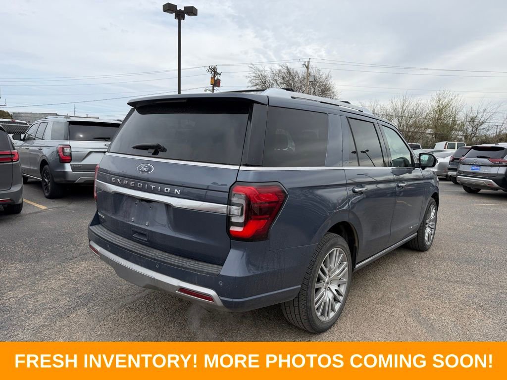 Used 2023 Ford Expedition Platinum image 7