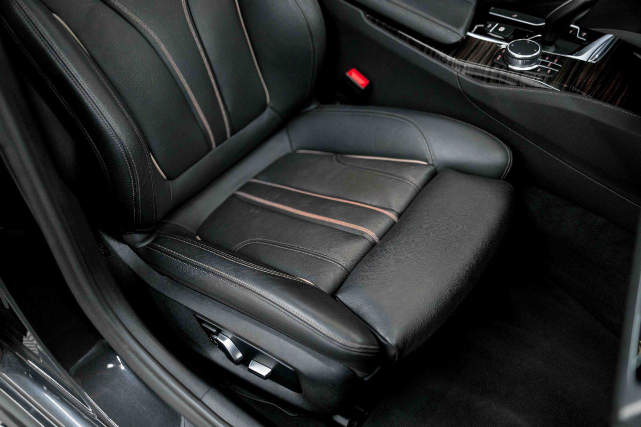 Used 2019 BMW 540i w/ M Sport Package RWD image 66